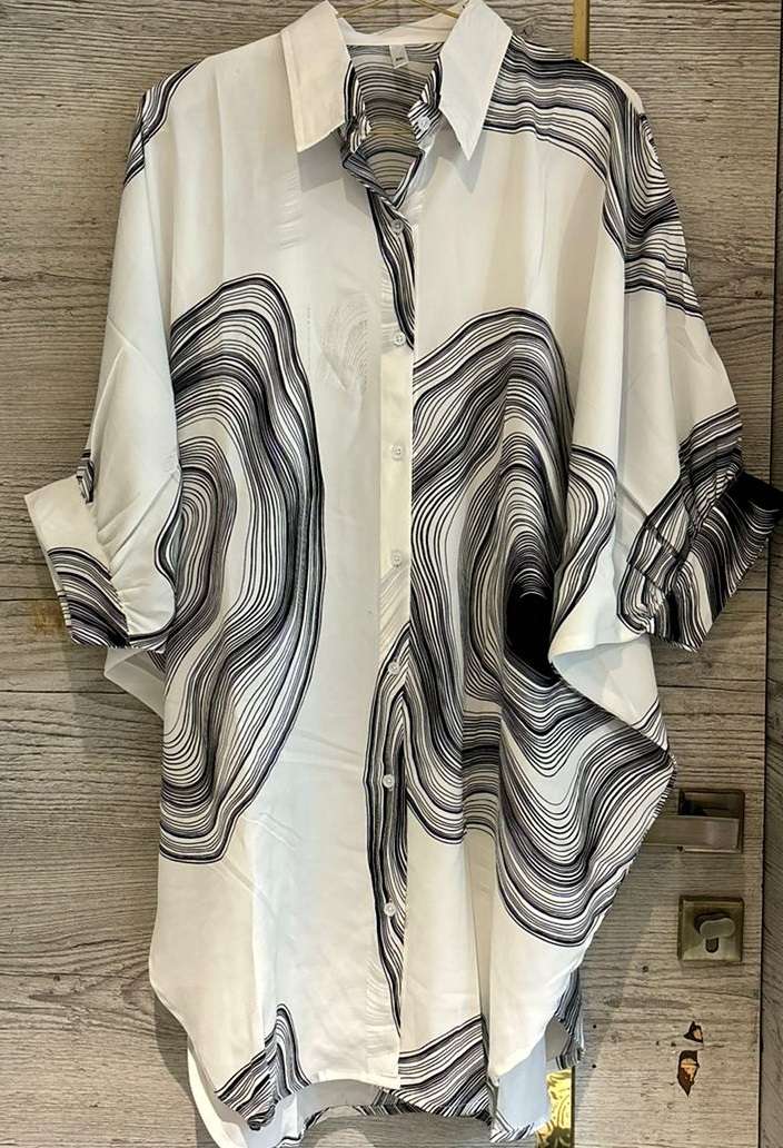 READY TO DISPATCH EXQUISITE KAFTAN TUNIC BY READY WEAR